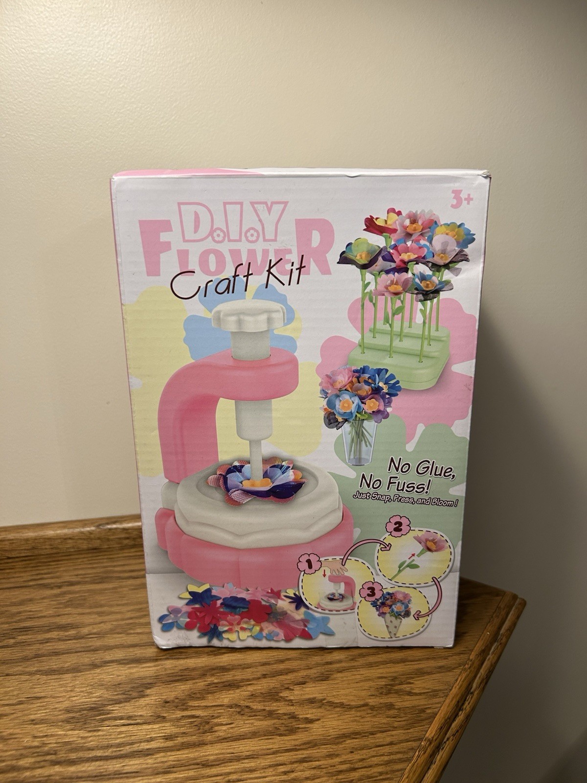 DIY Flower Craft Kit - Just Snap, Press & Bloom!  Age 3+ ( NO GLUE ) Brand New!