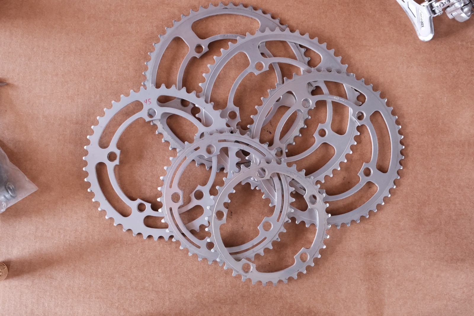 vintage 5 Sakae 118 BCD Chainrings