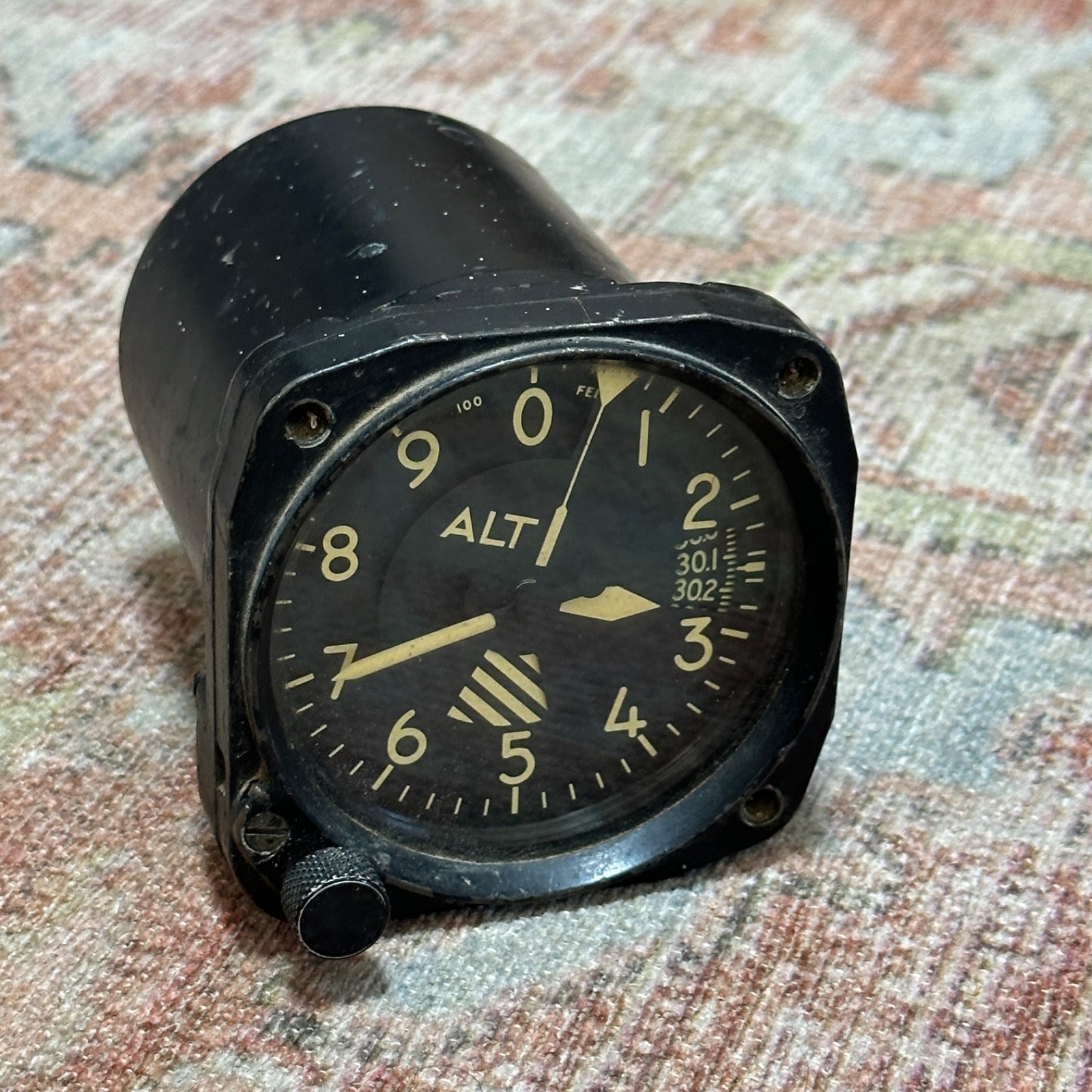 1943 KOLLSMAN TYPE C-12 ALTIMETER Part # 671-BK-010 Serial #AF 43- 50497