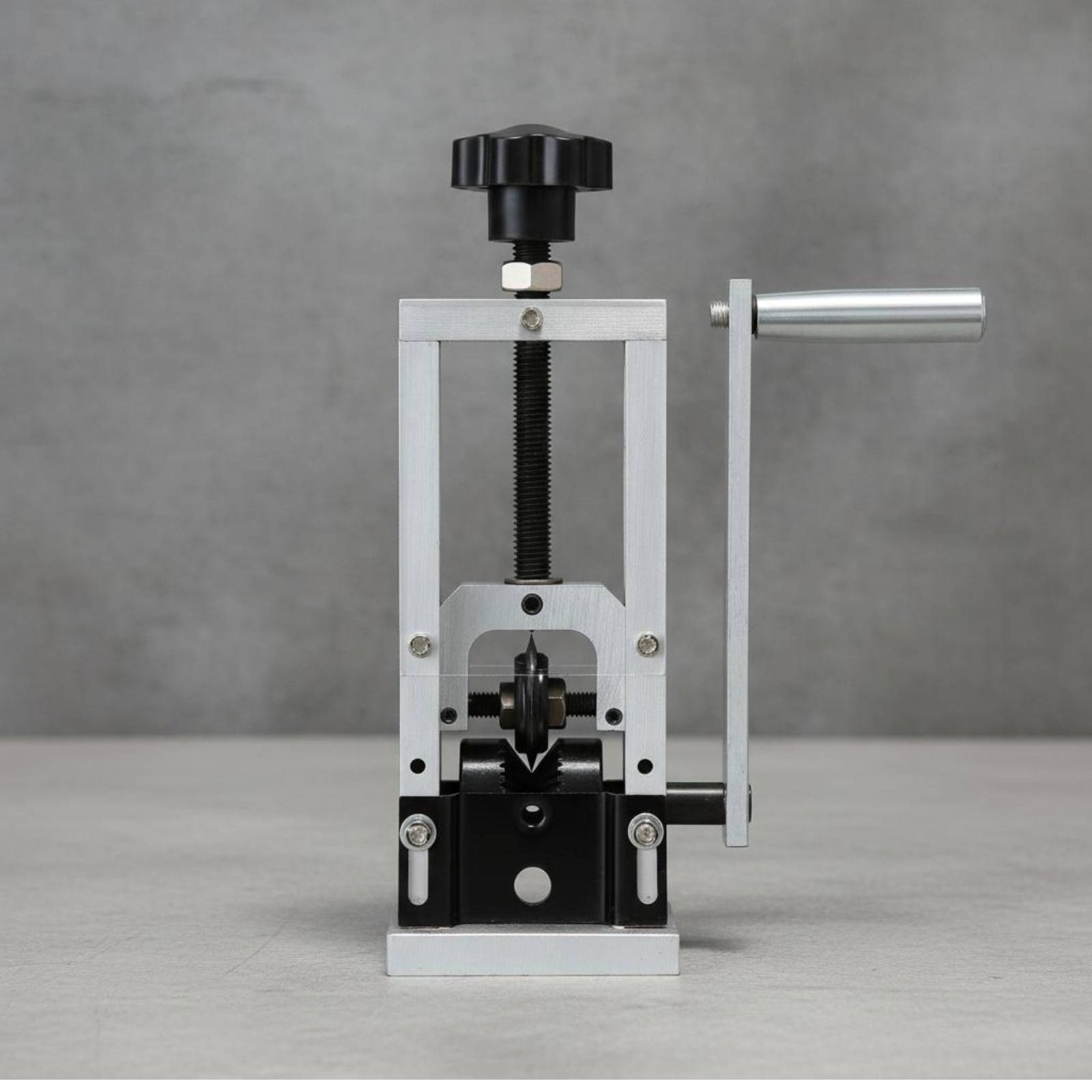 Manual Wire Peeling Machine Multiple Feeding Holes Hand Crank Wire
