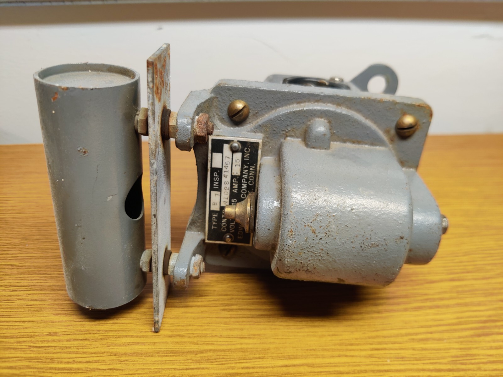 Vintage Edwards company Door Chime Model B7 Door Bell Used