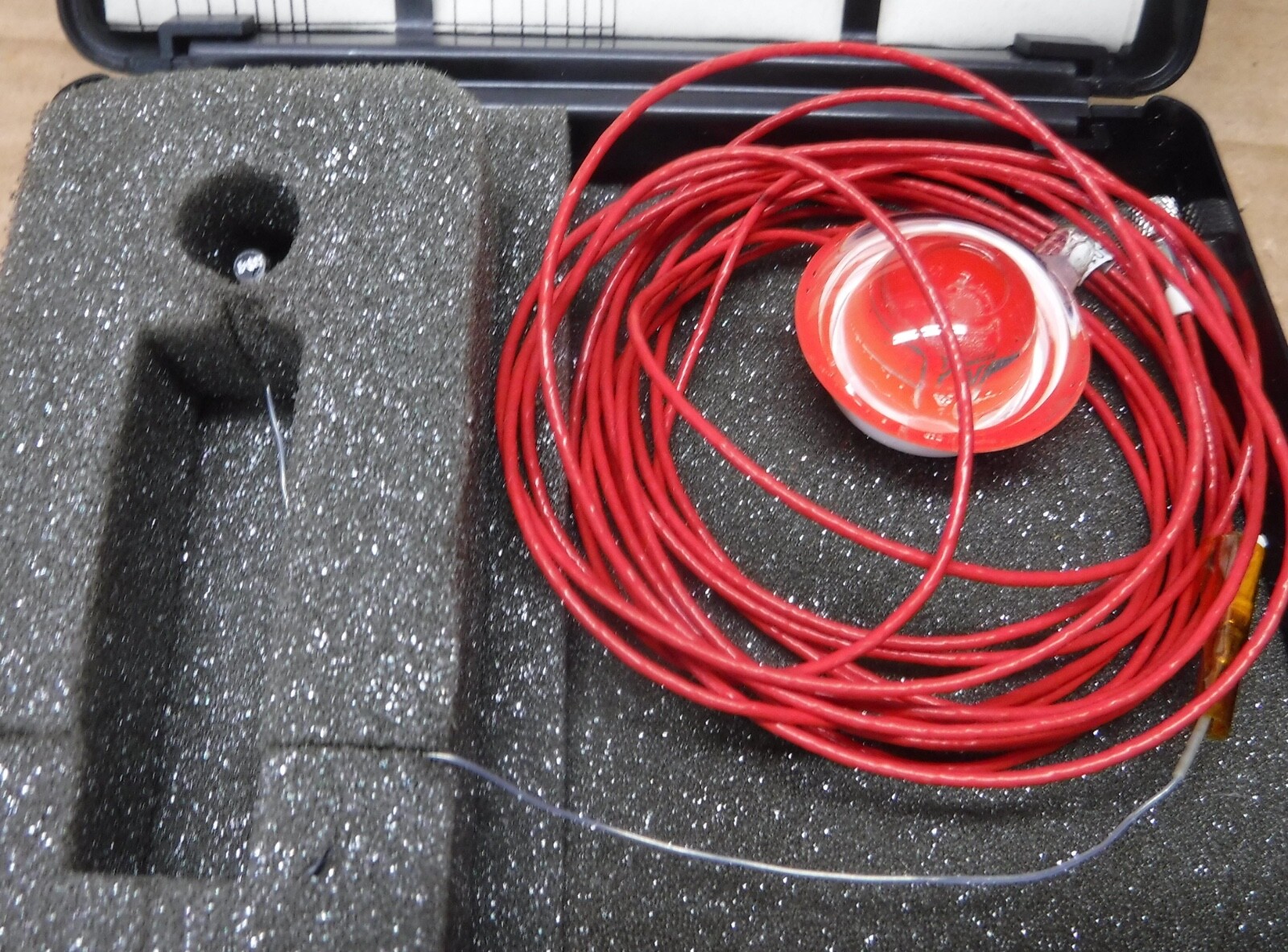 ENDEVCO PE ACCELOROMETER    FREE SHIPPING