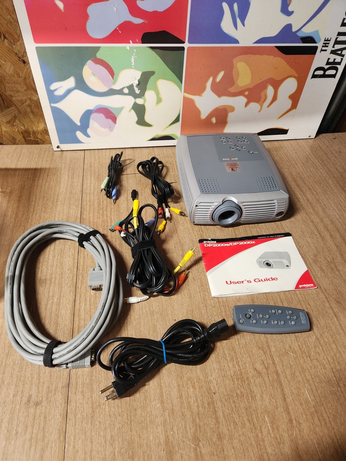 Proxima DP2000x XGA Portable Projector W/Remote ,Cables & Manual Tested Working
