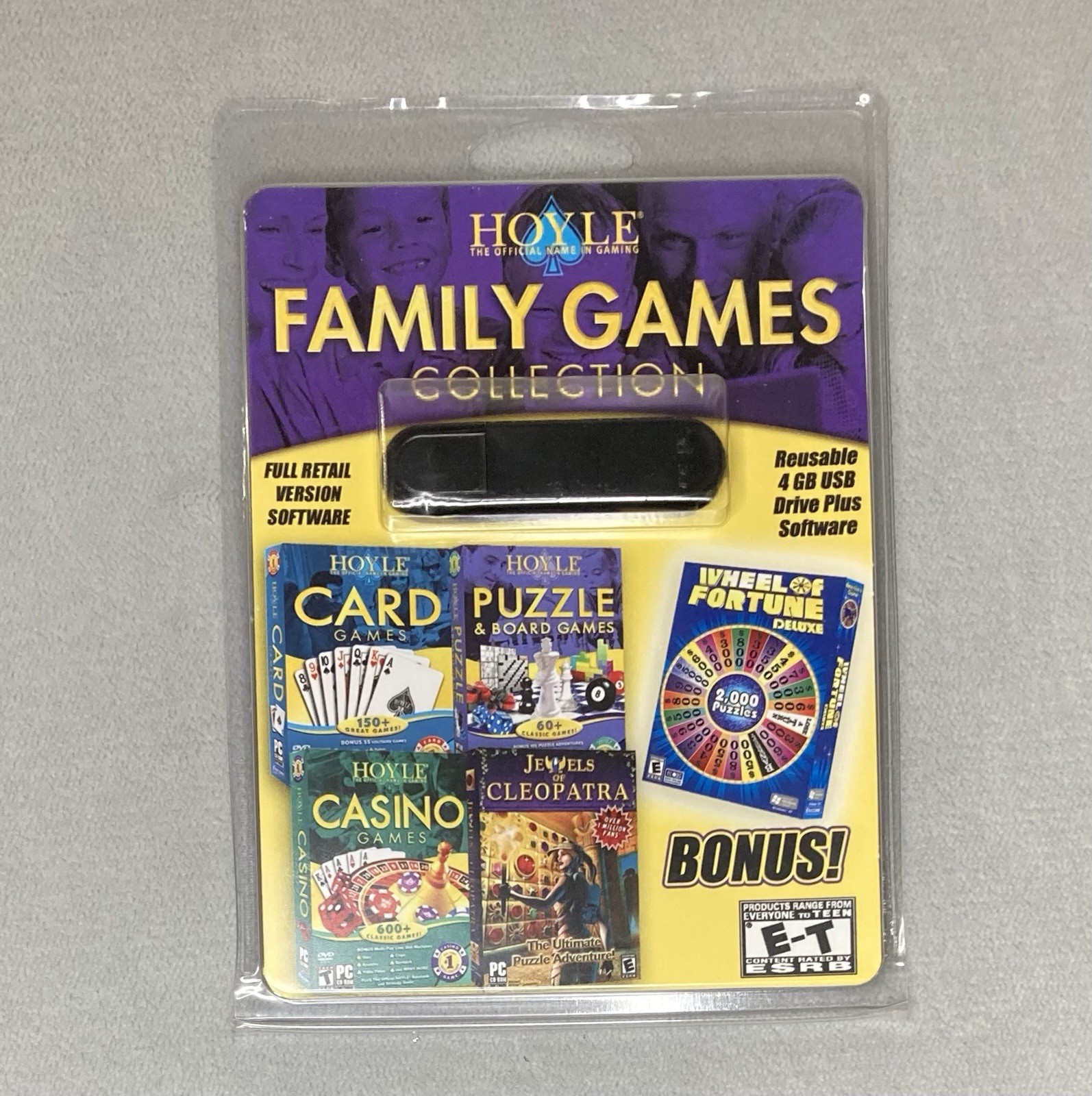 HOYLE FAMILY GAMES COLLECTION 4GB USB DRIVE PLUS SOFTWARE FULL GAMES BRAND New!