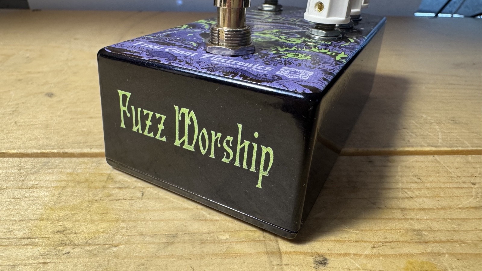 Frost GiAnt Electronics Osiris Fuzz