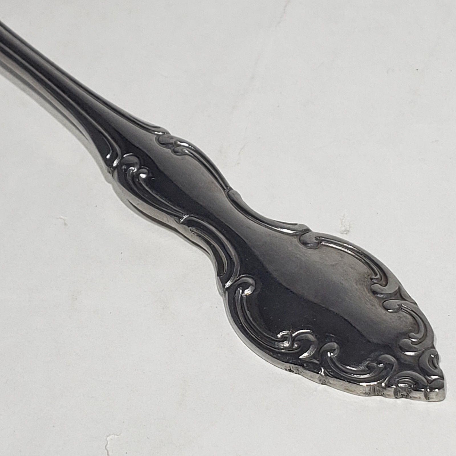 Oneida Stainless Mikayla 9" Medium Solid Cold Meat Serving Fork Discontinued