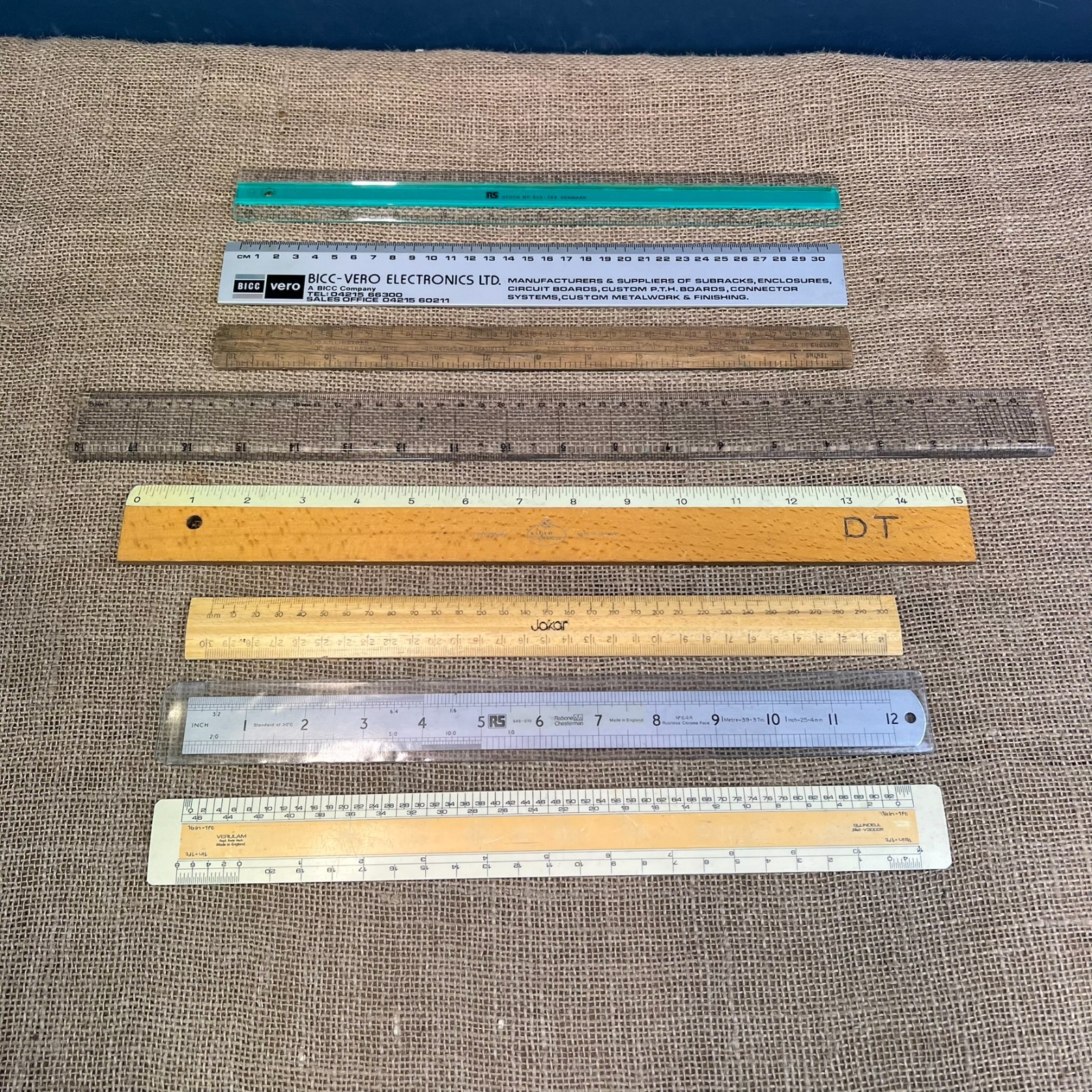 BUNDLE OF VINTAGE WOOD & PLASTIC RULERS STATIONARY RS VERULAM JAKAR CASTELL