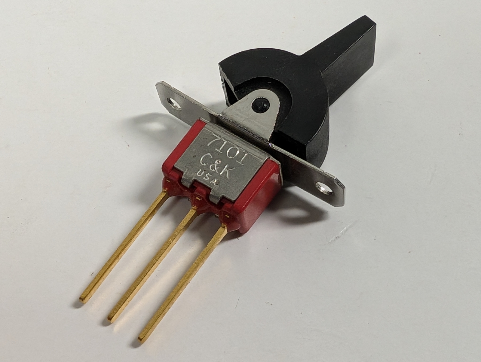 C&K SPDT ROCKER HANDLE SWITCH