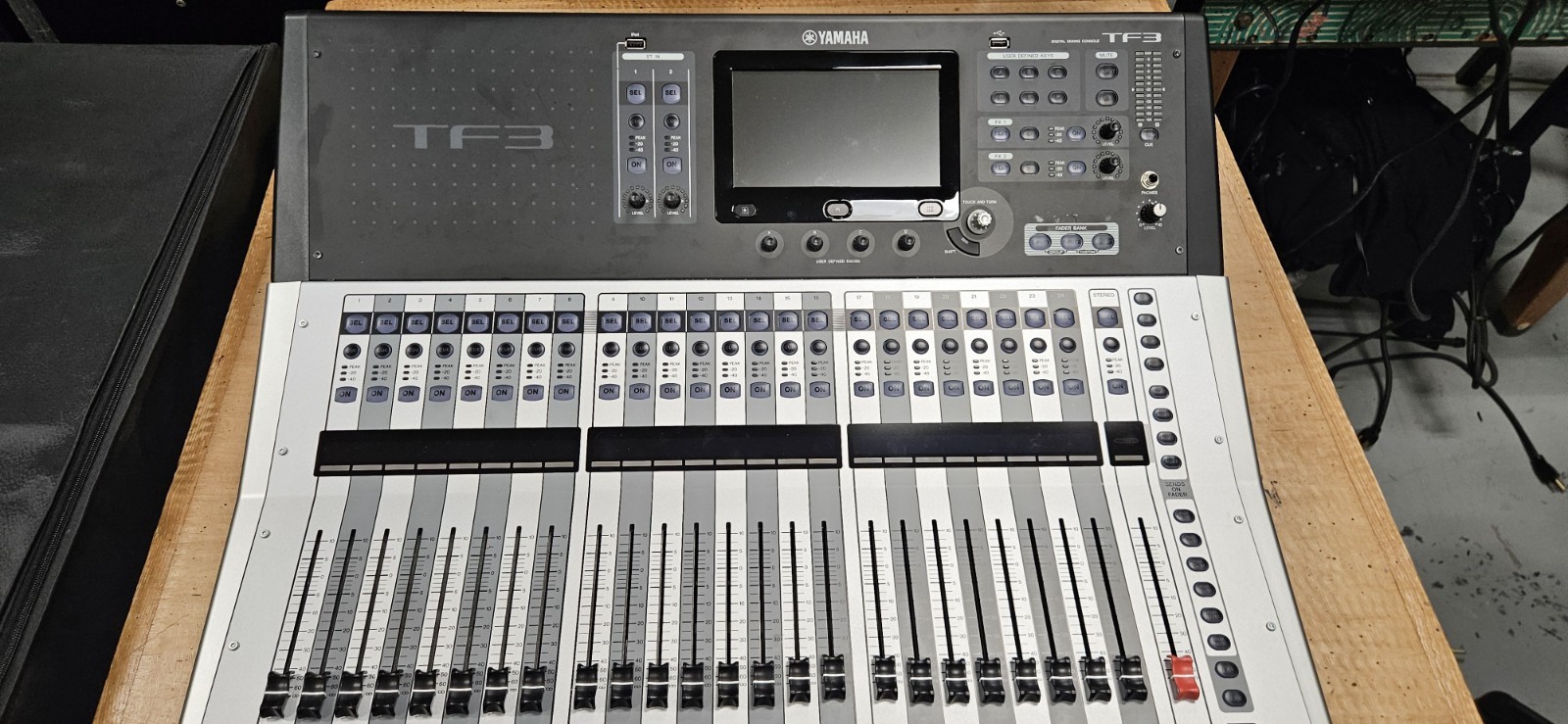 Yamaha TF3 24 Channels Digital Mixer Console, 48 Inputs, 25 Motorized Faders