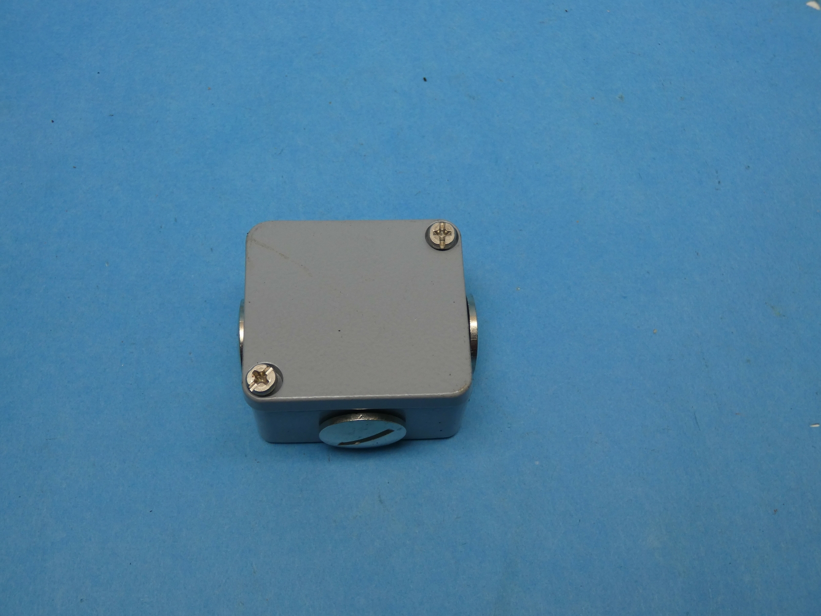 Rose 01050503 Enclosure 45 X 50 X 30 MM Aluminium NEMA 4X/P w/Terminal Blocks