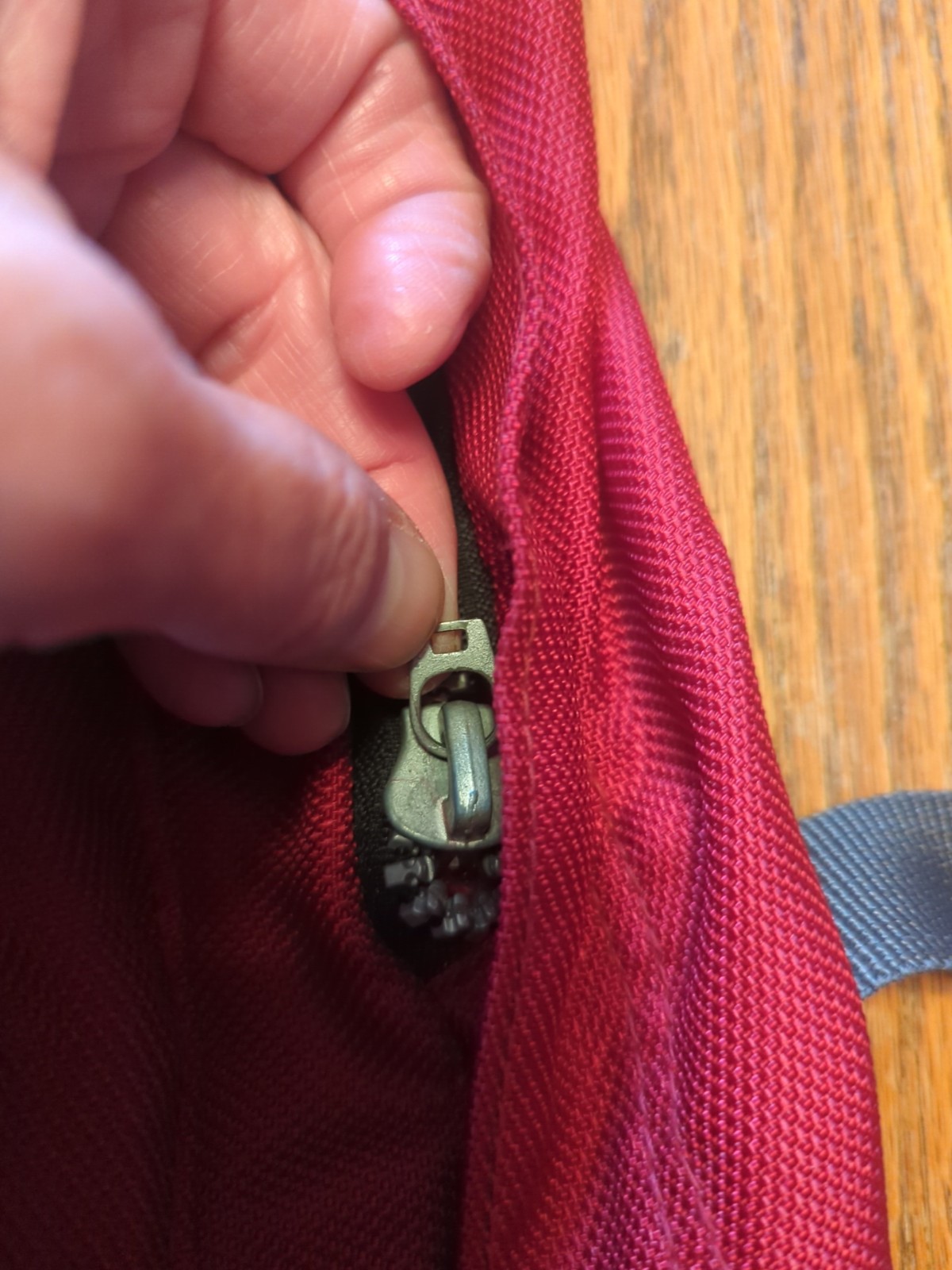 Eddie Bauer EBTEK Backpack EB1920 Red & Black Outdoors Large