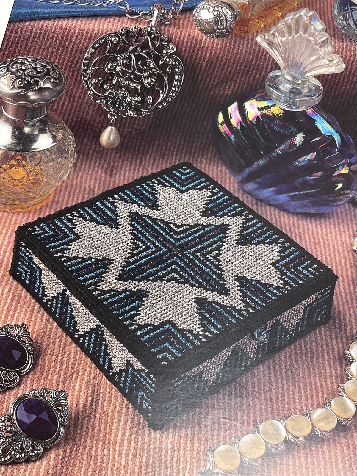Annie's Attic Sapphire Jewelry Box Plastic Canvas Pattern