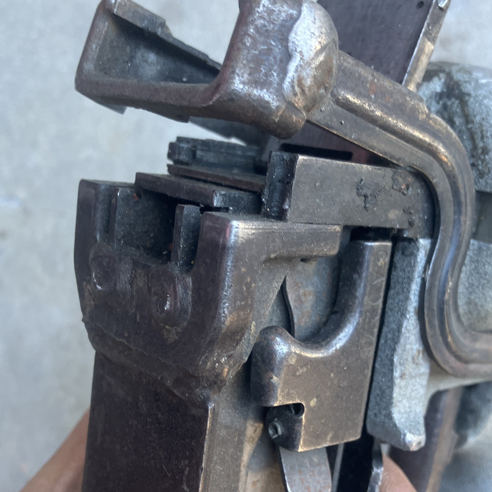 Senco PW Pneumatic Upholstery / roofing Stapler