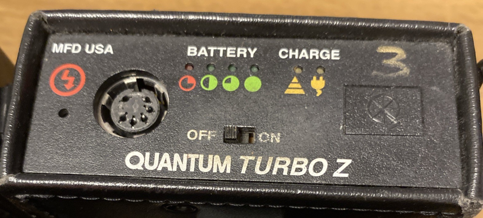 4) Quantum Turbo Z Battery Pack Untested & No Charger