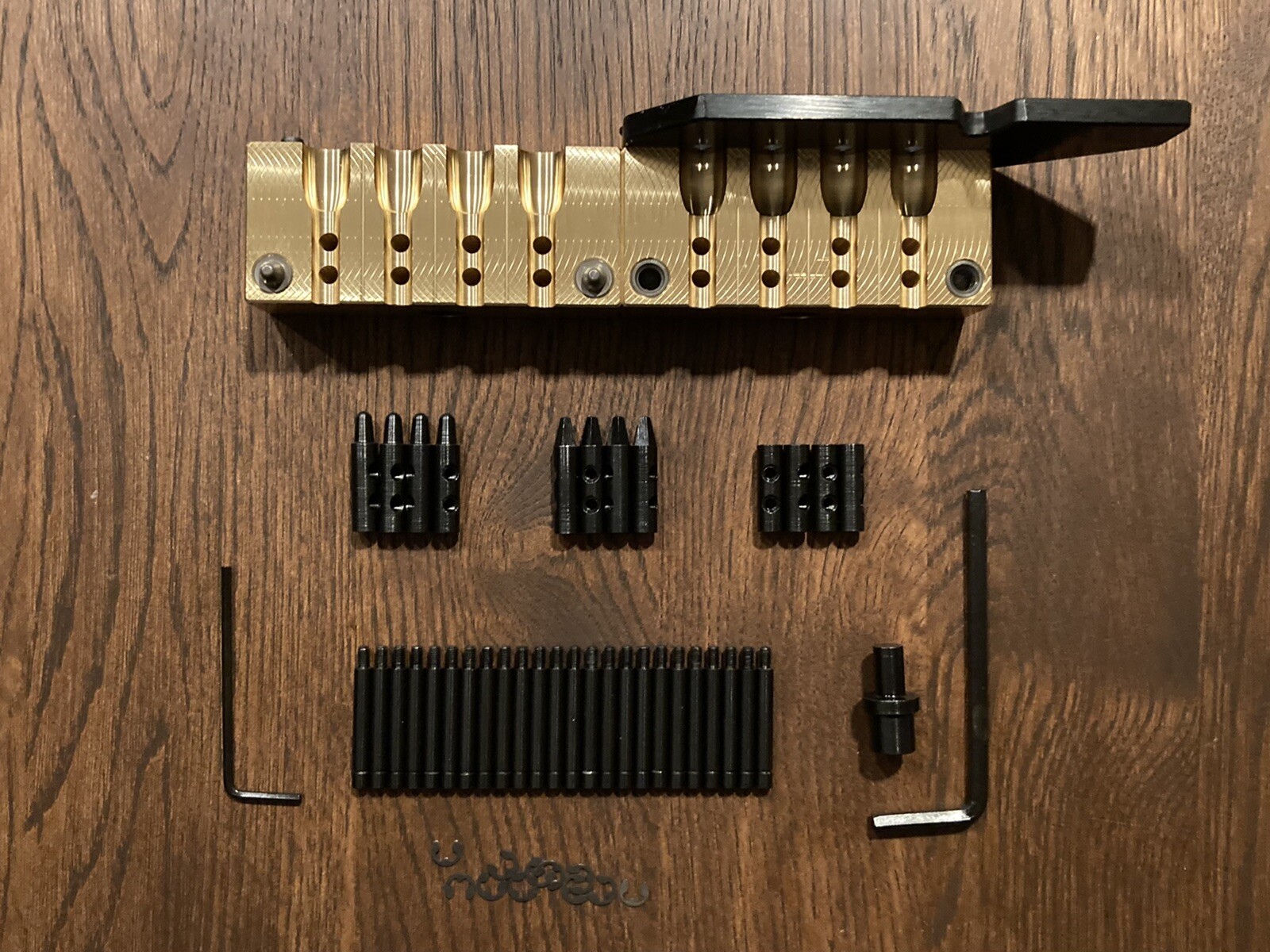 MP Hollow Point Bullet Mold - 10 mm / 40 S&W - 402-160 - No Lube- 4 Cavity Brass