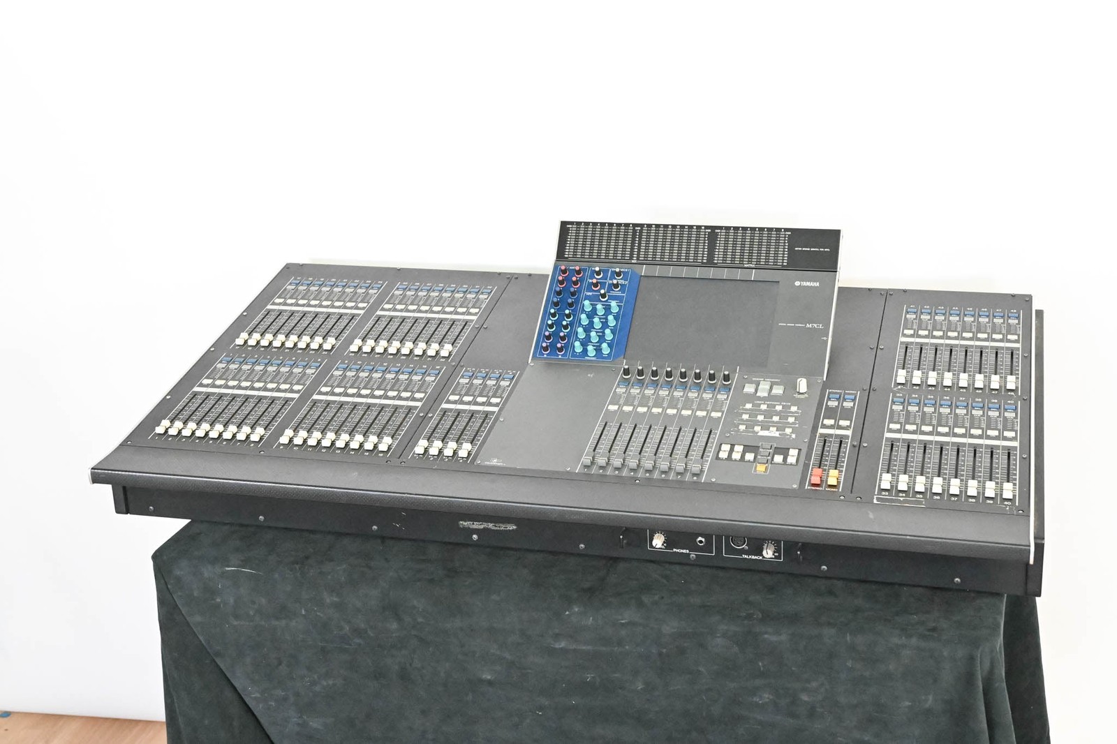Yamaha M7CL-48 48-Channel Digital Audio Mixing Console CG01JPC