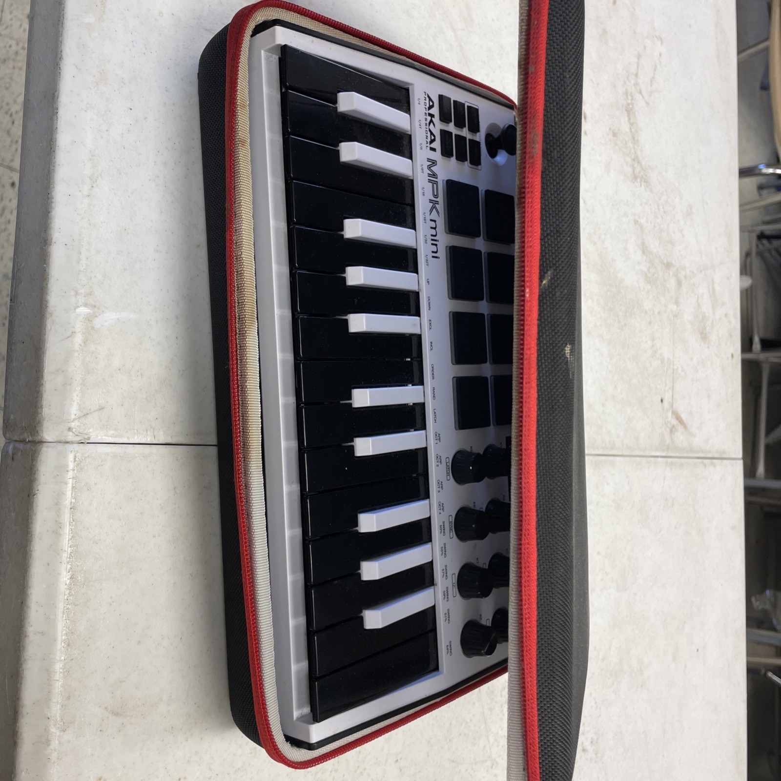 AKAI MPK MINI (HPB022871)