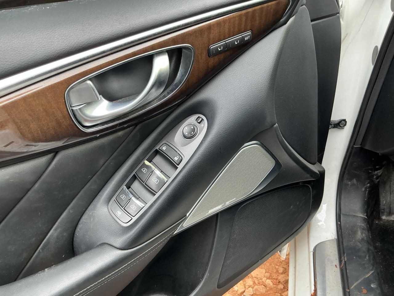 Q50 2017 Glove Box 4942770