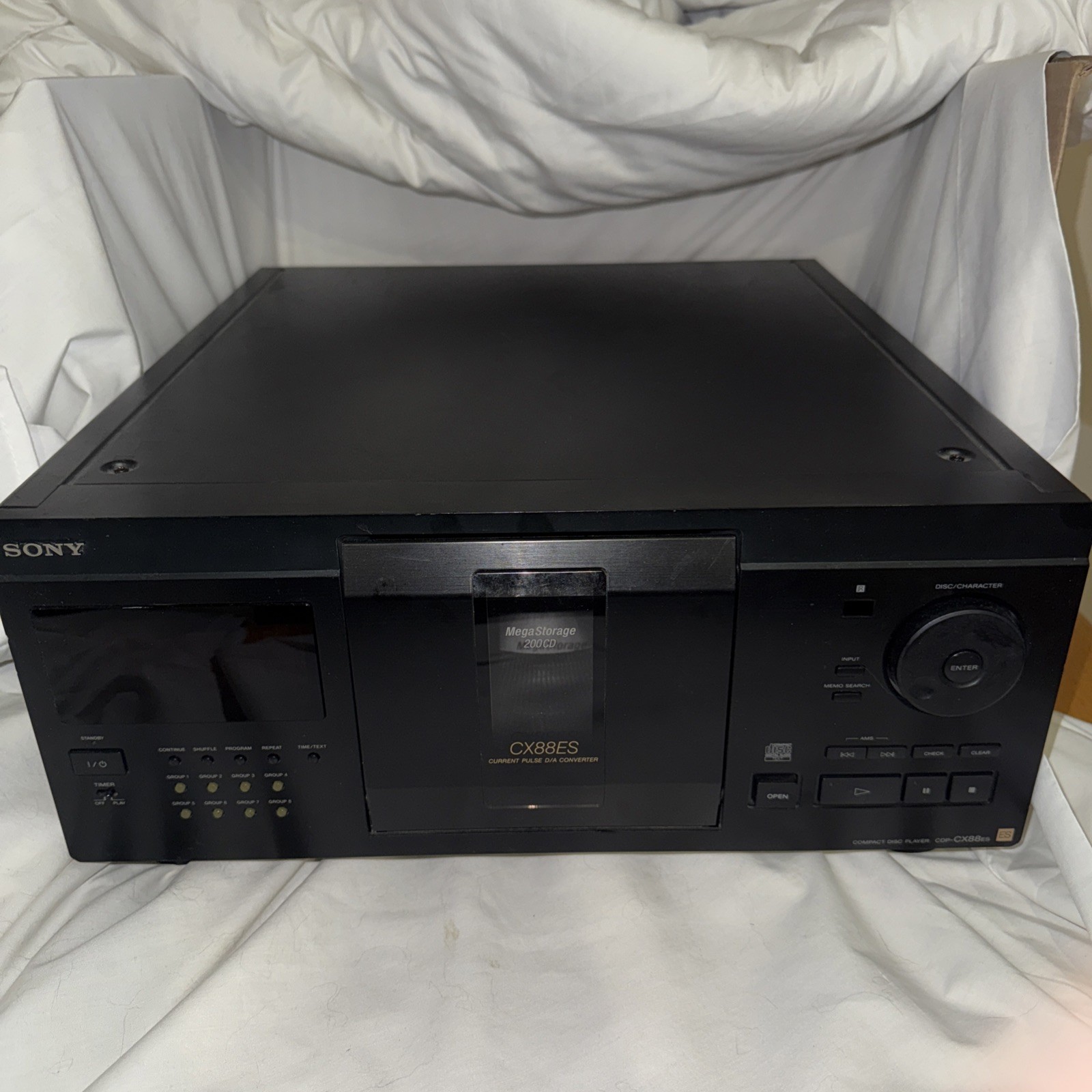 Sony CDP-CX88ES Mega Storage 200 CD Changer, No SONY Remote - Working.