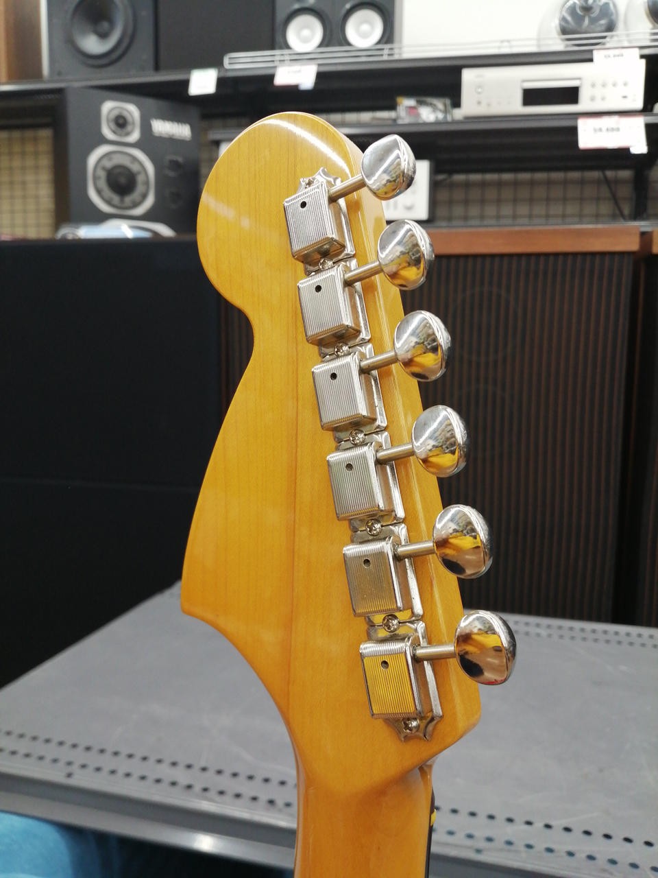 FENDER MG69 electric guitar
