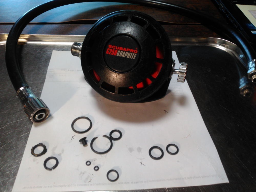Scubapro G250 GRAPHITE Second-Stage, Good Cndition.