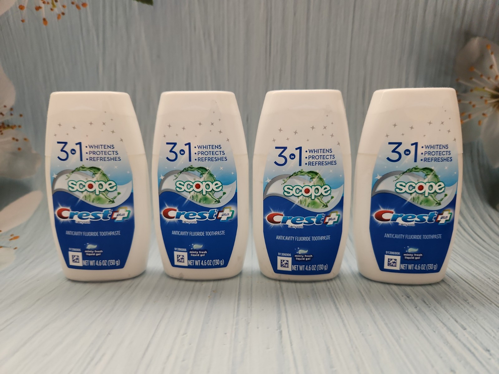 (Pack of 4) Crest 3in1 + Scope Anticavity Fluoride Toothpaste Minty Fresh, 4.6oz