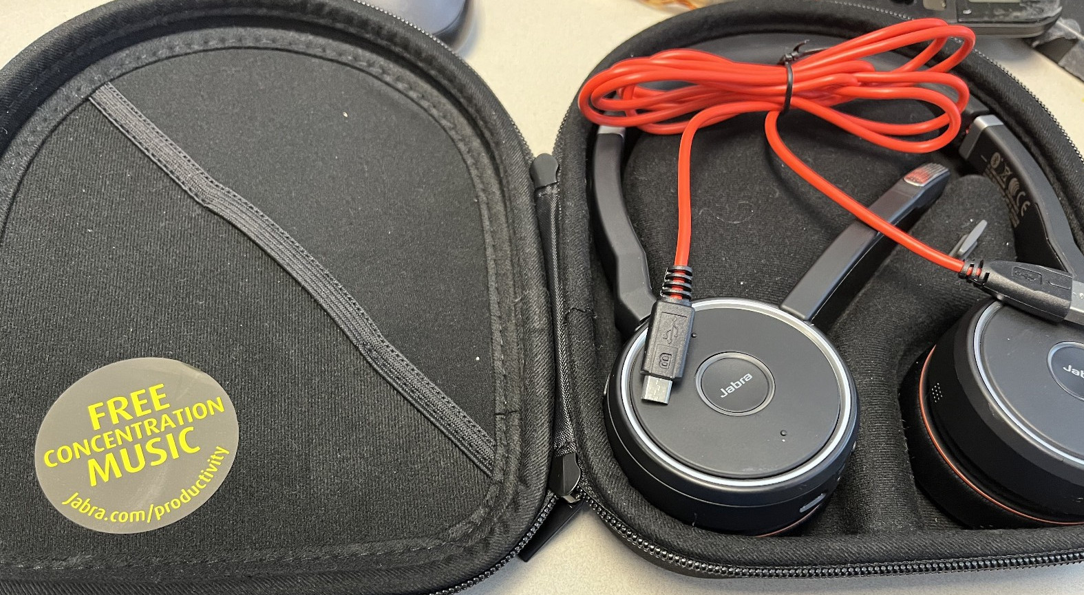 Jabra Evolve 75 Wireless Bluetooth Stereo Headset W Charging Cord HSC040W