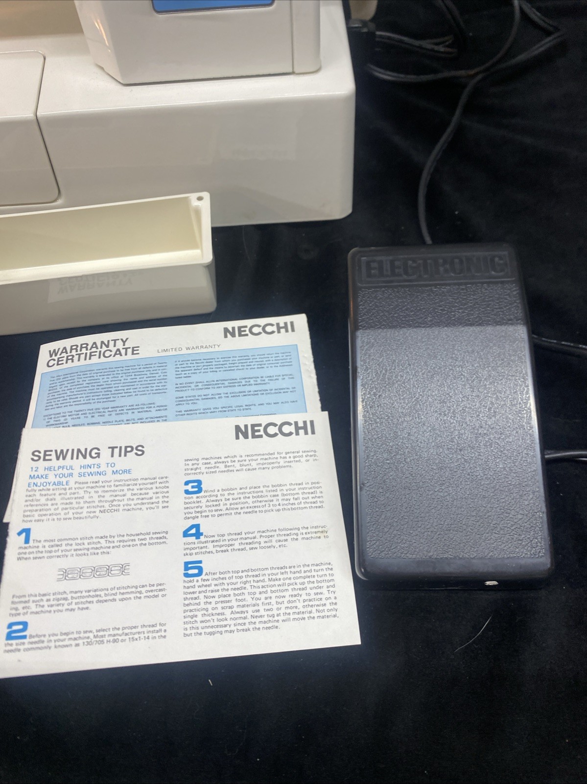 NECCHI 3537 SEWING MACHINE w/Foot Pedal Case Manual And Extra