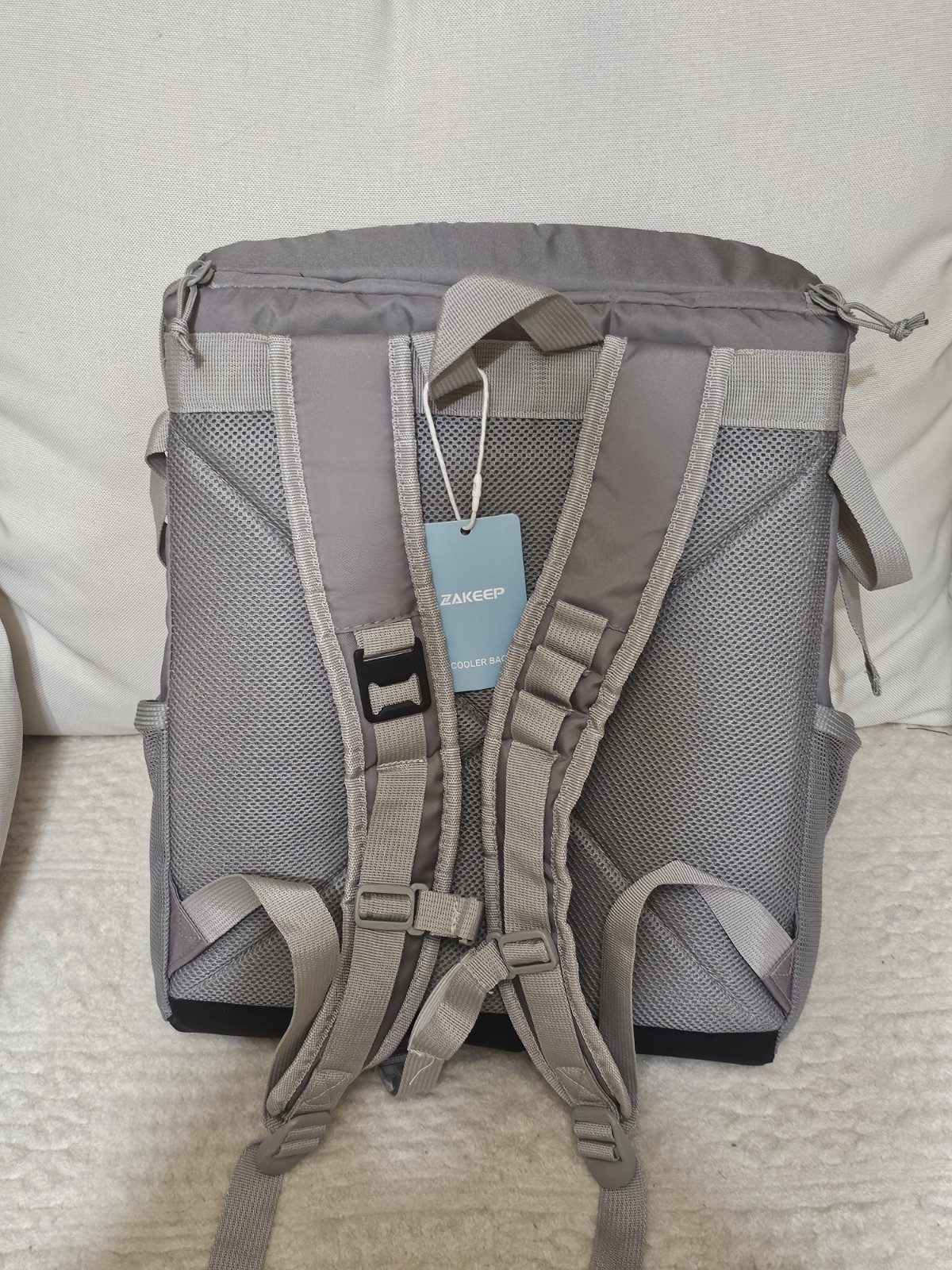 ZAKEEP Cooler Backpack, 39 Cans Large Capacity Anti-Leaking Cooler Backpack Gray