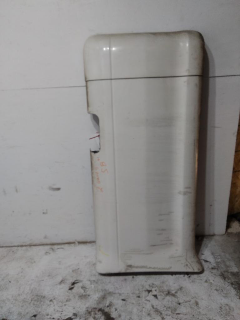 For 2013 PETERBILT 384 SIDE FAIRING Right ,  CO