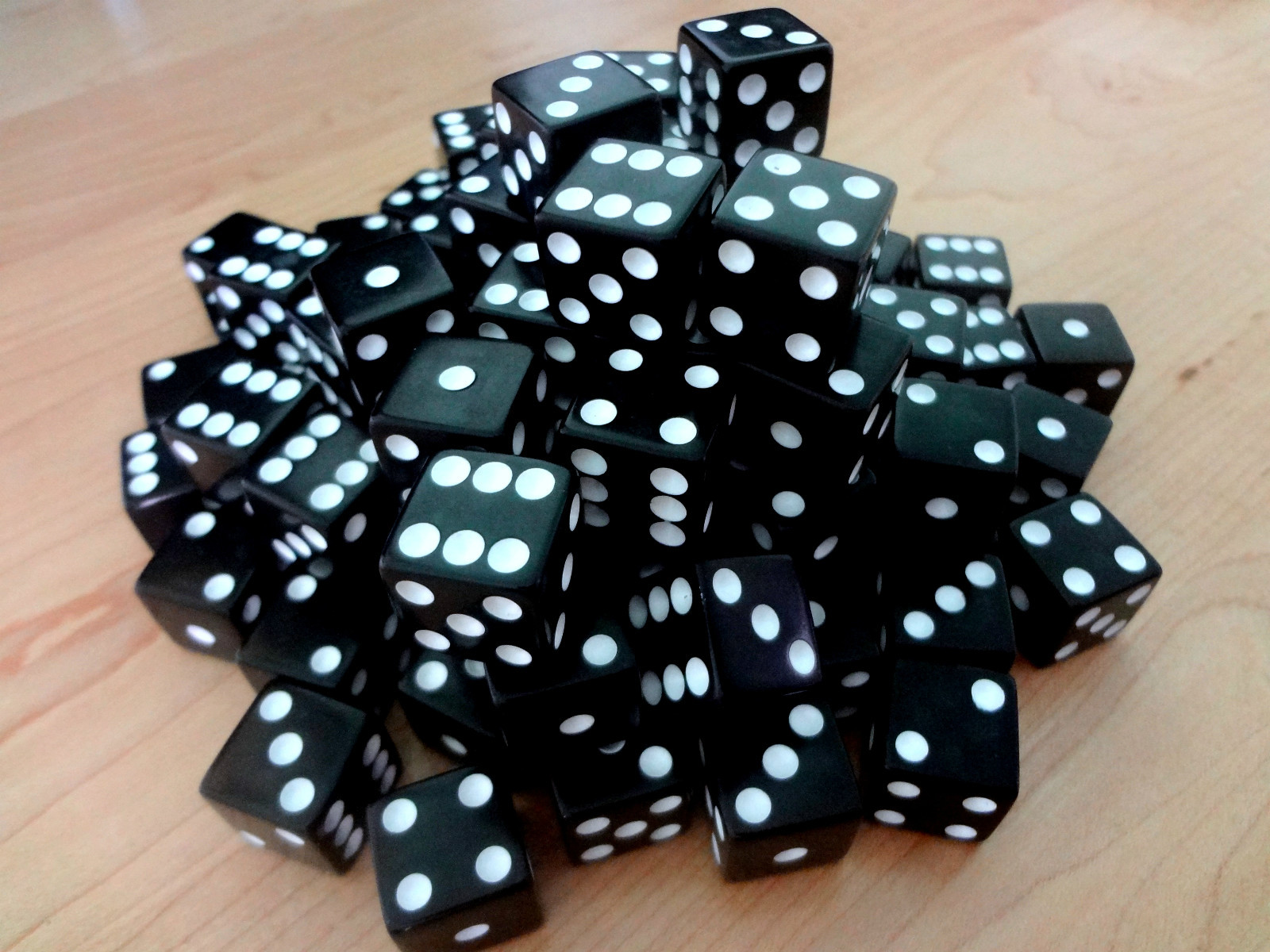 Lot of 100 Black 16mm 16 mm D6 Dice Square Gaming Casino *Fast Ship* D 6