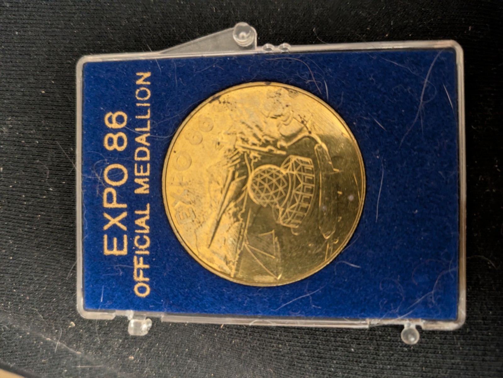 1986 World Exposition EXPO '86 Vancouver Canada OFFICIAL MEDALLION