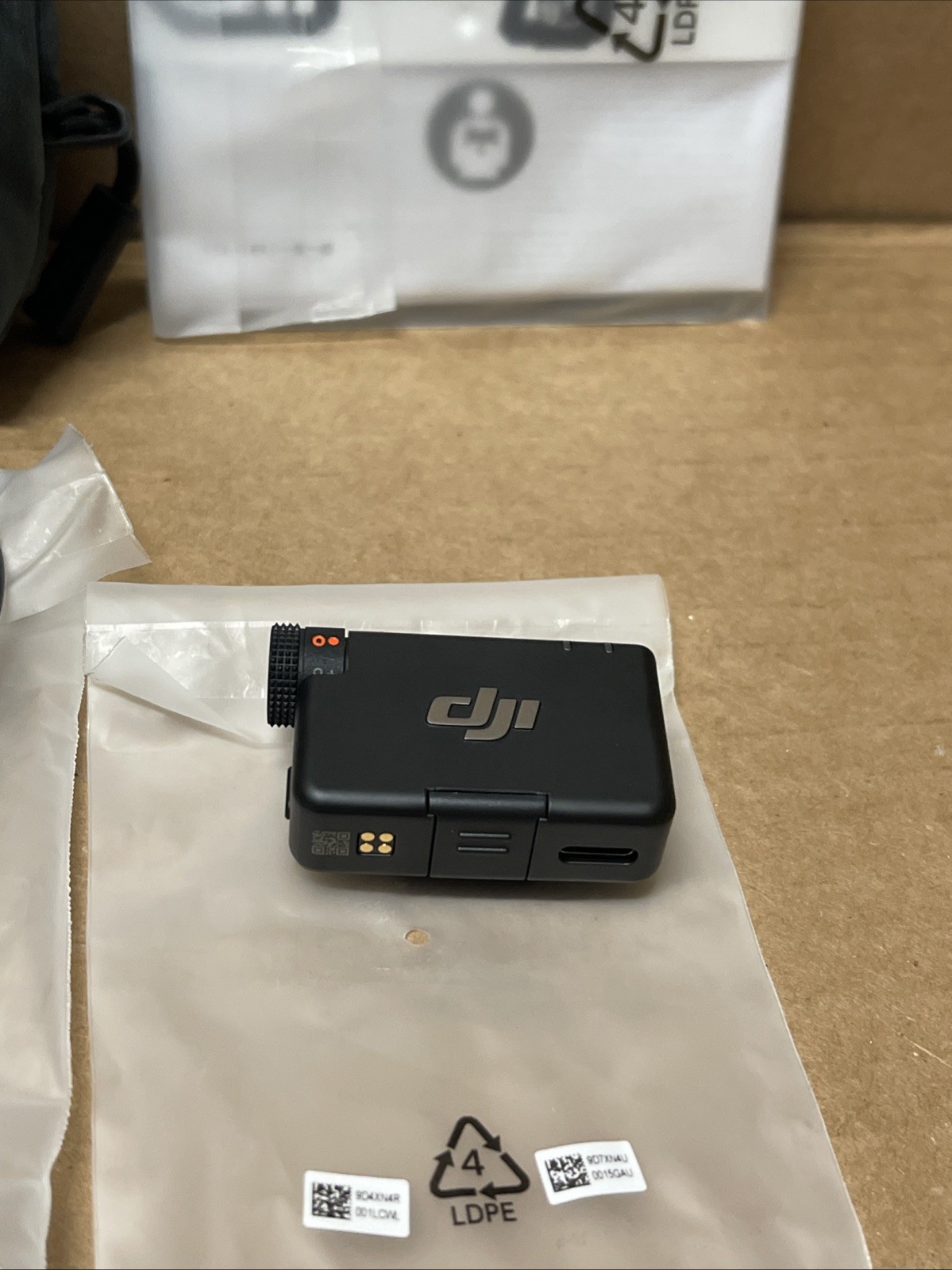DJI Mic Mini (1 TX + 1 RX) - Black CP.RN.00000432.01 **READ**MISSING TRANSMITTER