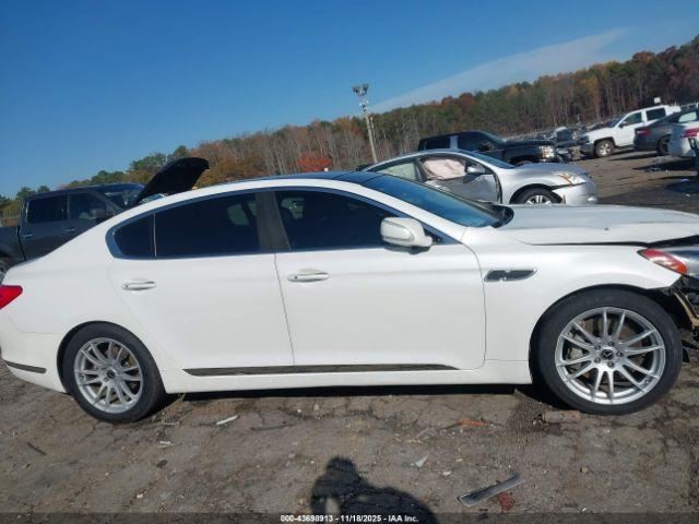 K900 2015 Glove Box 5028341
