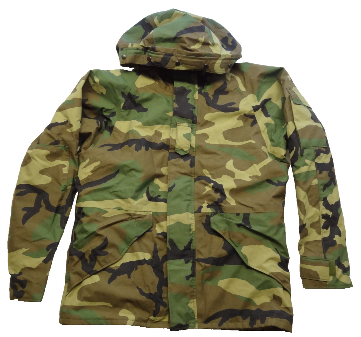 Cold Weather Parka M-Reg Woodland Camo Camouflage SP0100-00-D-4021 Gore-Tex Seam