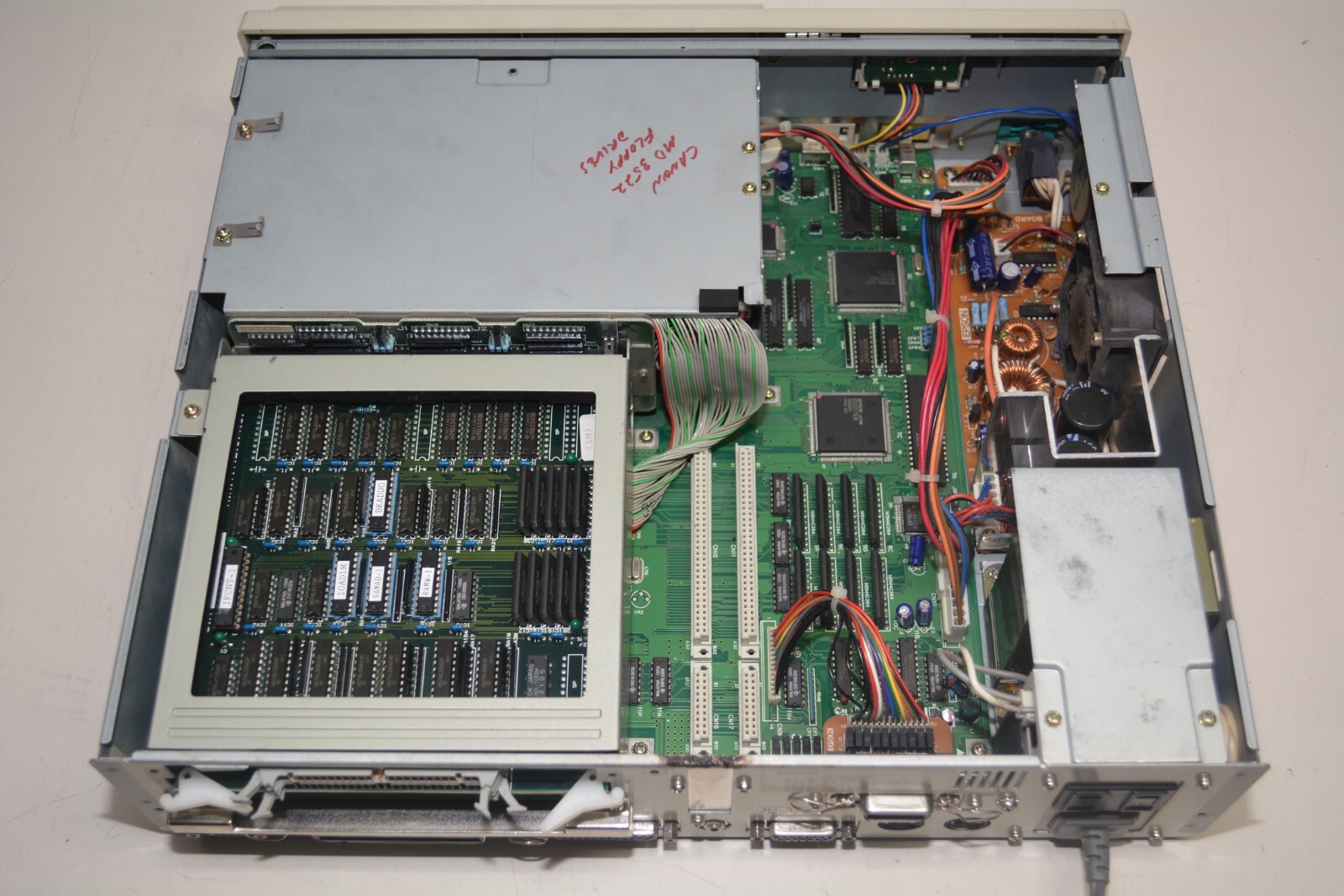 Vintage Epson PC-286UX Computer #W3187