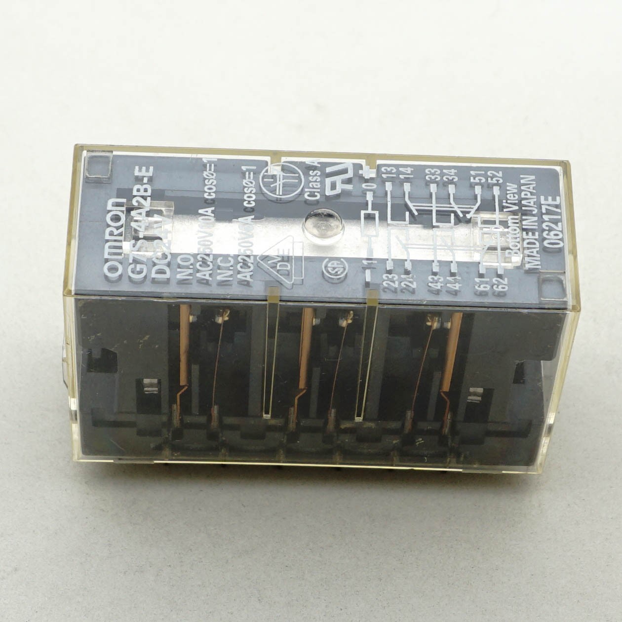 G7S-4A2B-E 24VDC Omron Safety Relay 10A 14 Pins x 1PC