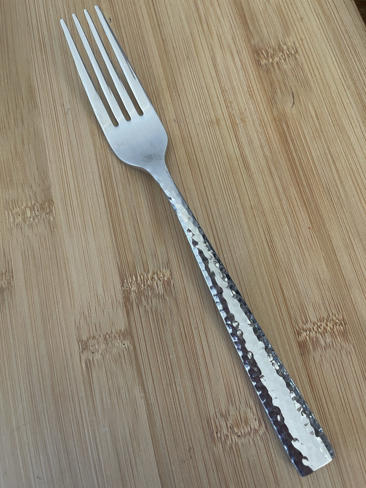 Hampton BURGONE Hammered Glossy Stainless Curved Up Tip DINNER FORK 7 7/8"