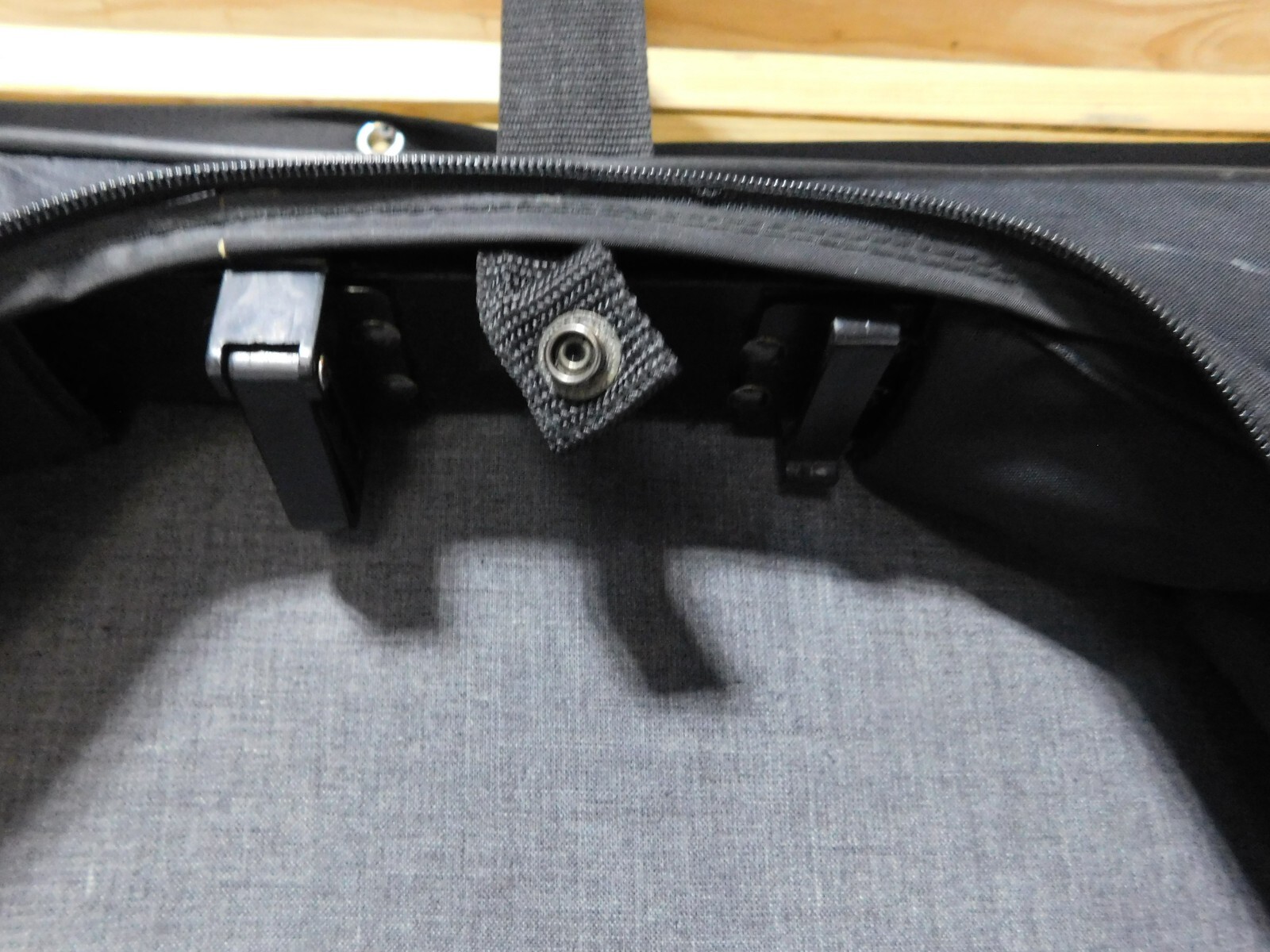 Dynamic Design Garment Bag 43x22x5 black