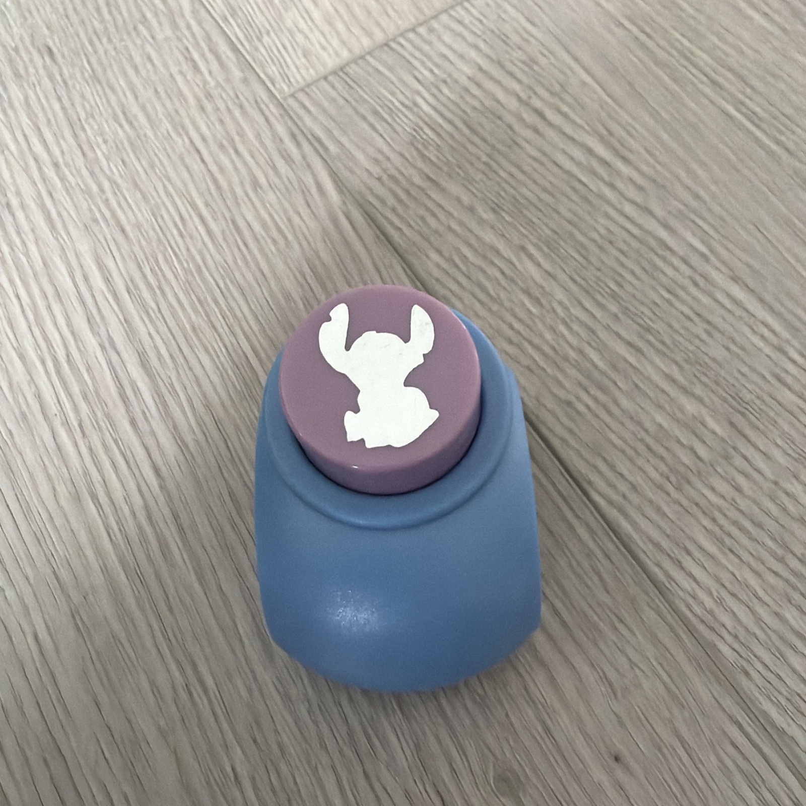 RARE Walt Disney World Stitch Card Craft Punch Cutter