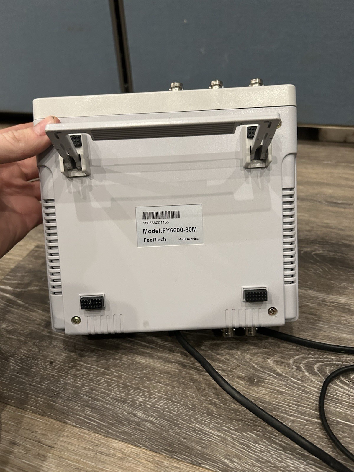 FeelTech FY6600-60M Dual Channel Function/Arbitrary Waveform Generator 60 MHz