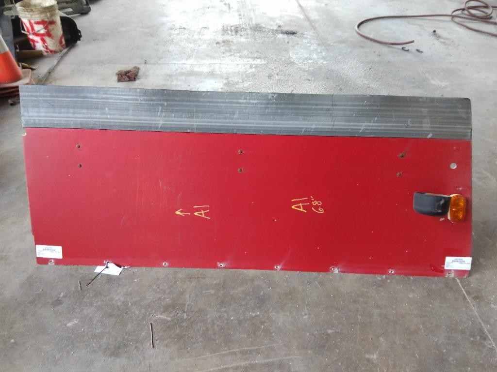 Replaces NA 2007 FREIGHTLINER COLUMBIA 120 CAB EXTENSION ,  MN