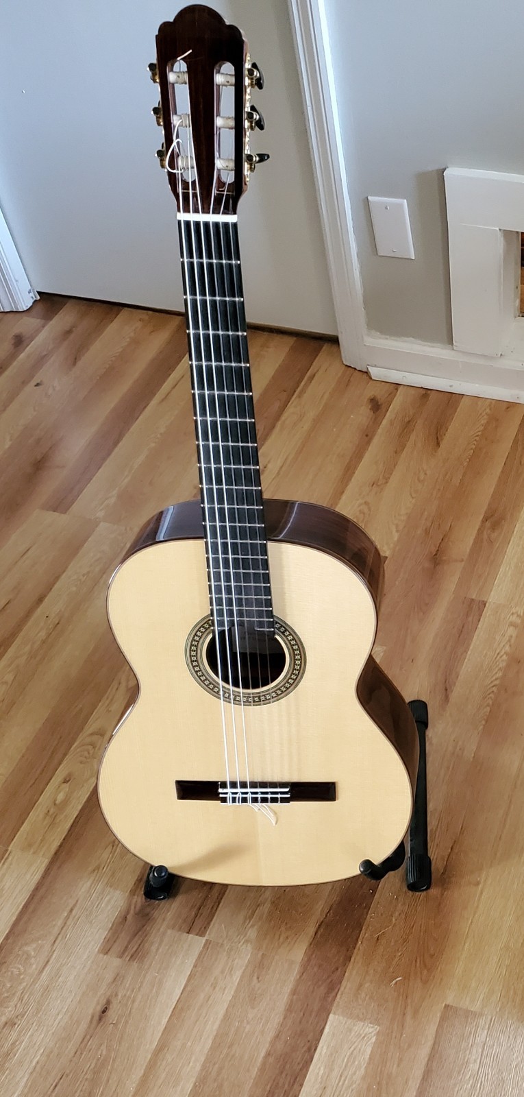 Classical Guitar, Yulong Guo