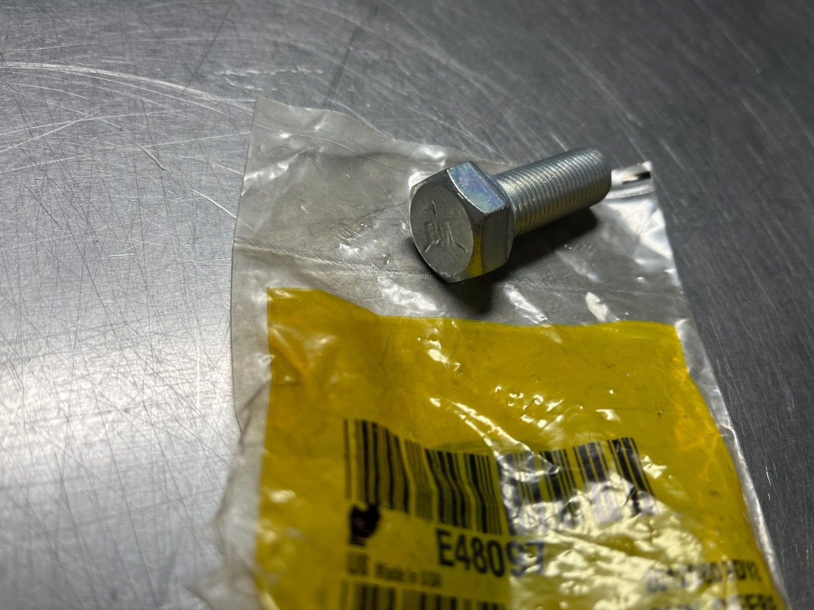 E48097 GENUINE OEM John Deere WHEEL BOLT