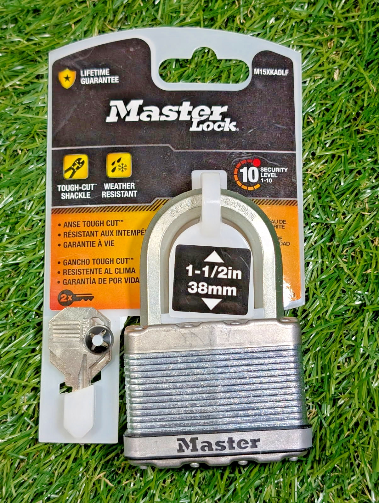 **NEW**  Master Lock M15XKADLF Heavy Duty 1-1/2" Shackle (P65224)