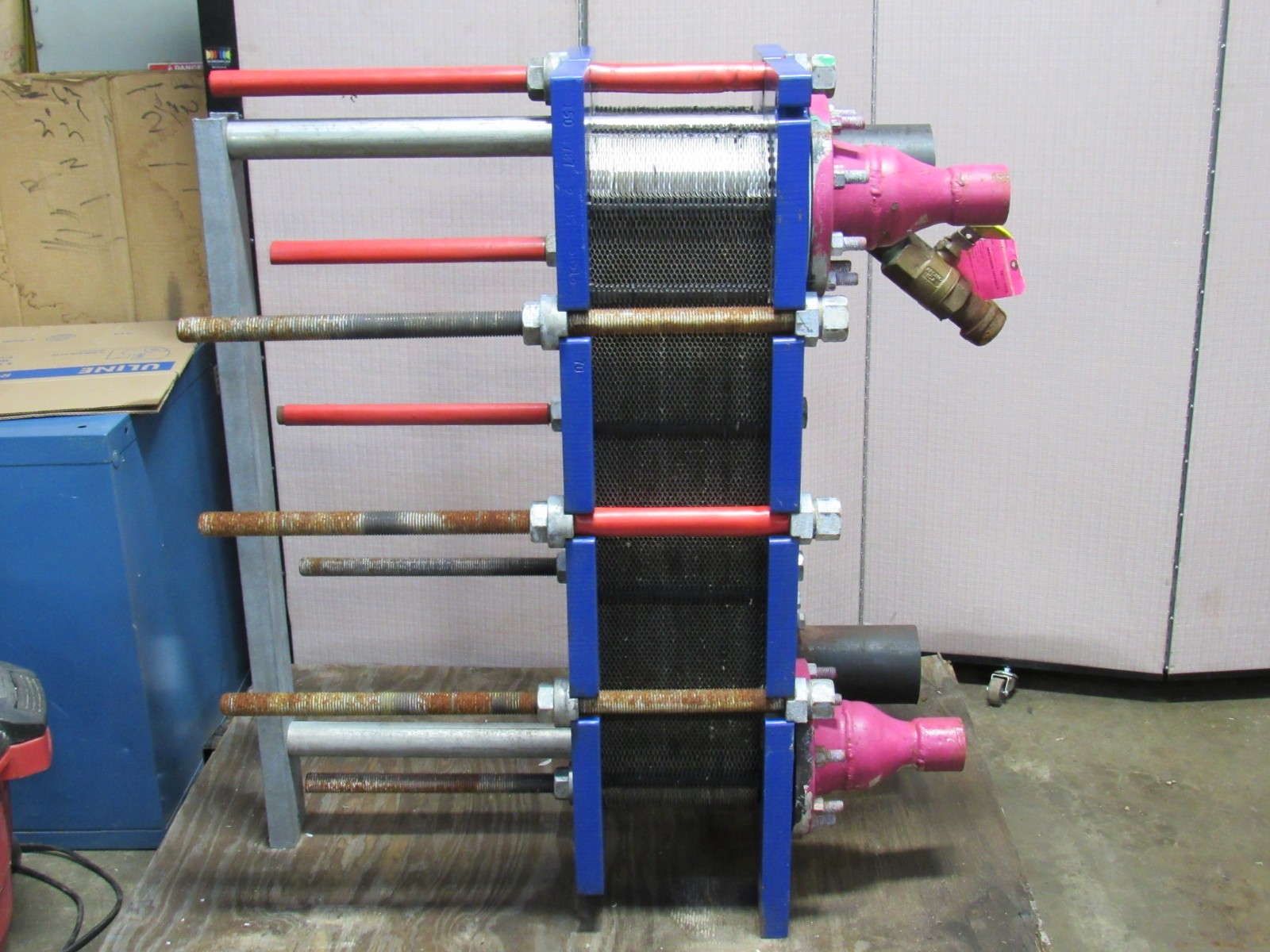 ALFA LAVAL PLATE HEAT EXCHANGER M10-BFG 68 PLATES 14-1/2"X35" 2011YR