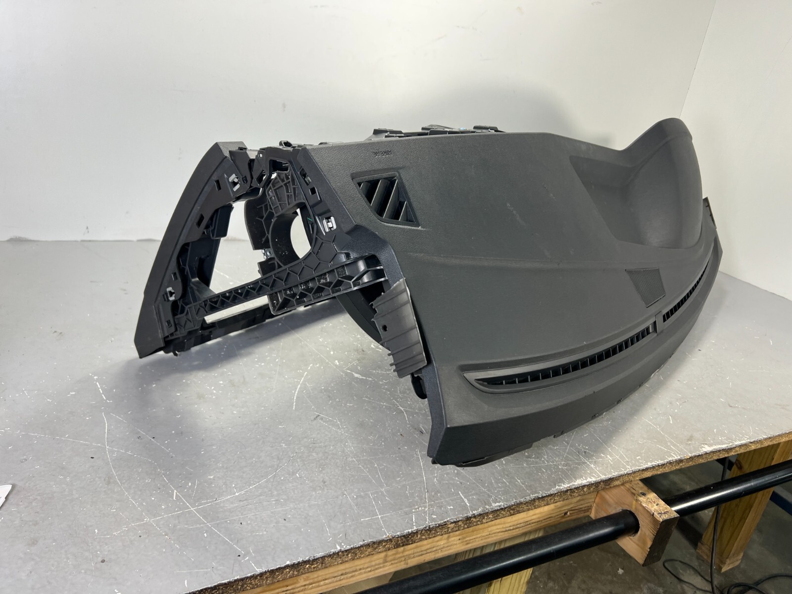 2021-2024 VOLKSWAGEN TAOS DASHBOARD DASH BOARD FRONT PANEL OEM