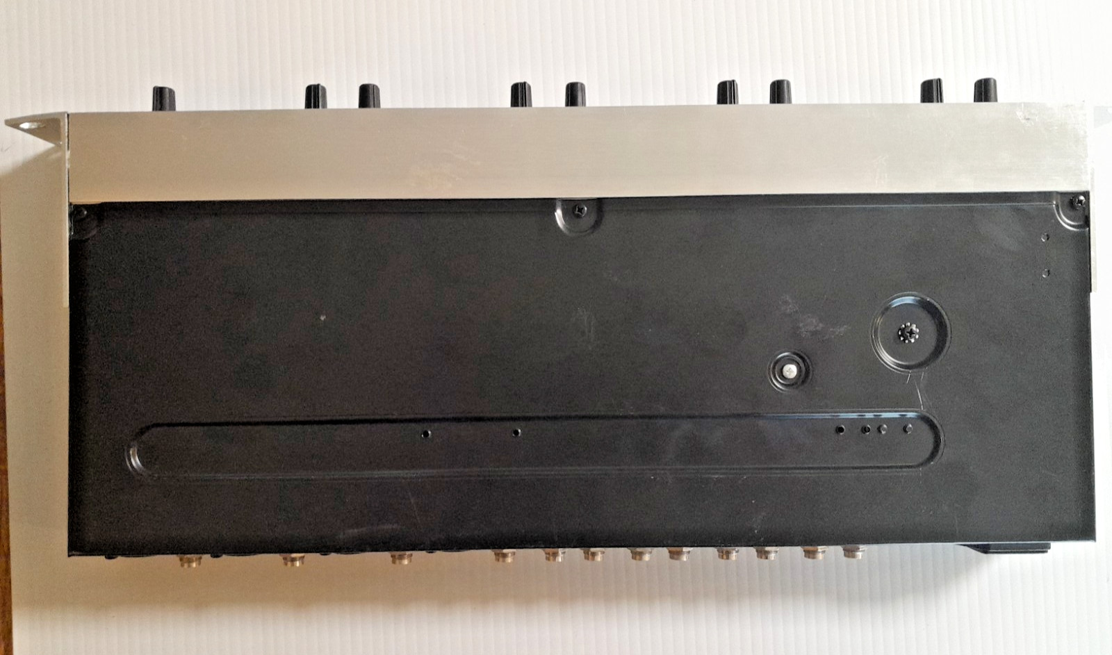 Behringer HA4400 4 Ch. Headphone Amp, Working Pull, Partly Tested, but READ