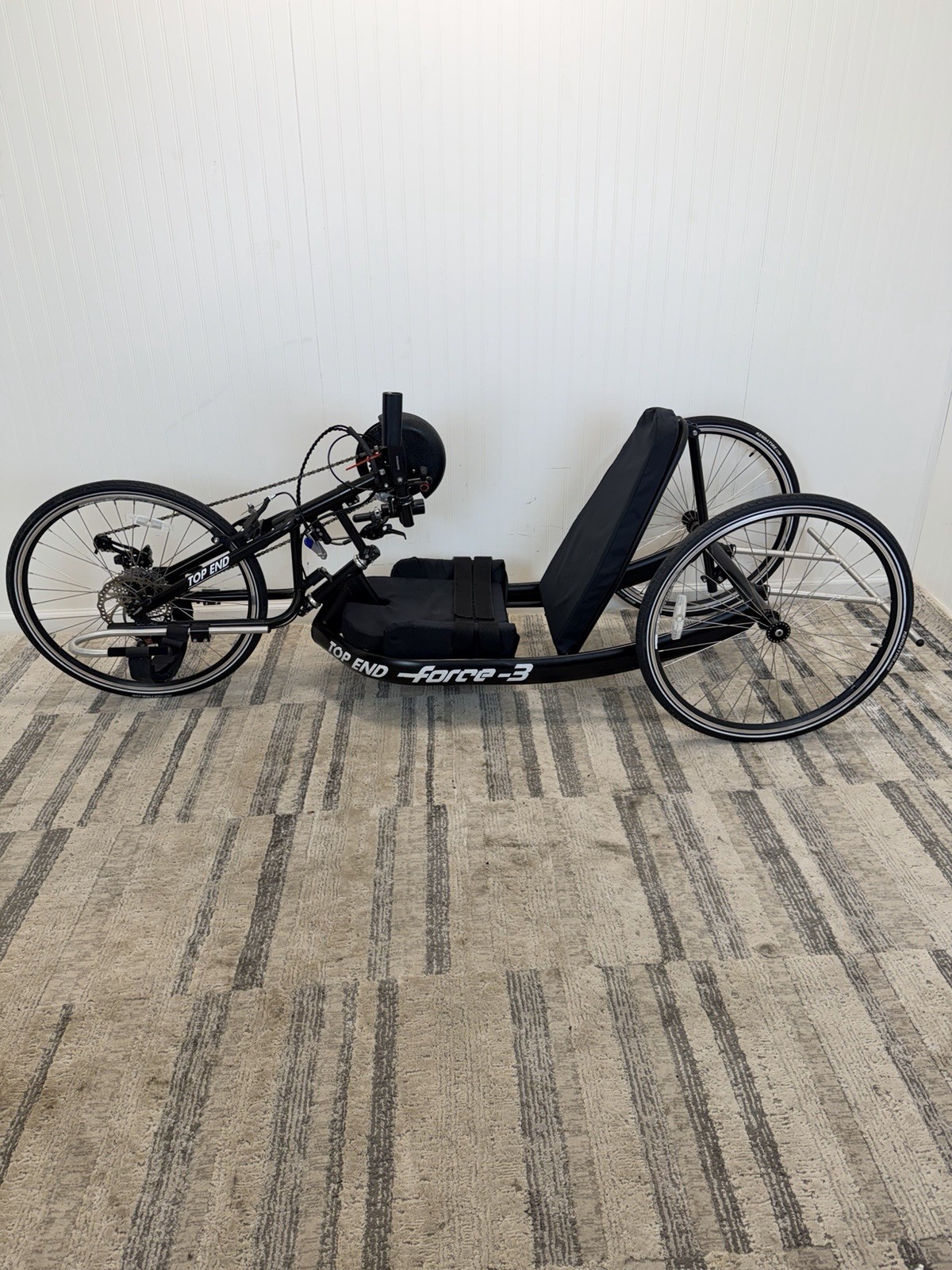 Invacare Top End Force 3 Competition Handcycle 30 speeds Hand Cycle
