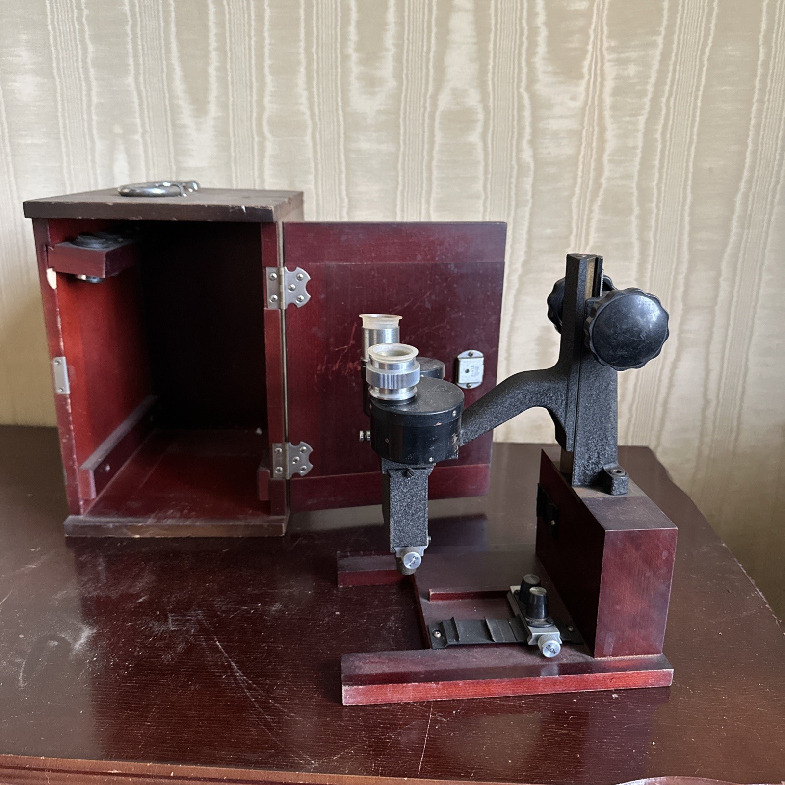 Vintage Bausch & Lomb LL270 Microscope With Custom Case